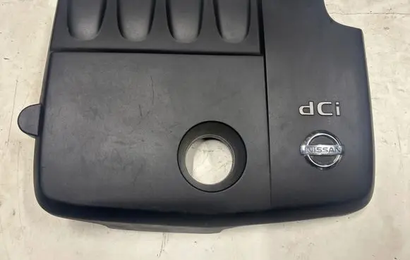 Nissan Primera Engine cover (trim) 