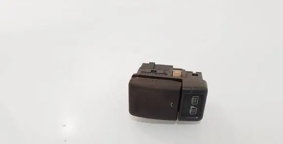Volvo S70 V70 V70 XC Windscreen/window heater switch 9162952 97W35K