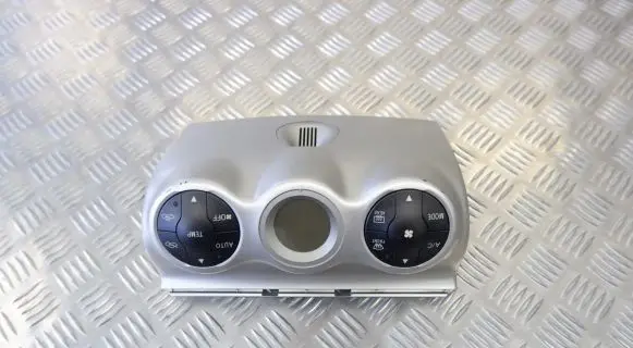 Toyota Urban Cruiser (XP110) Climate control unit 5590052640