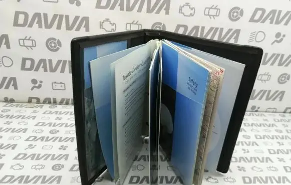 Toyota Avensis T250 Owners service history hand book 