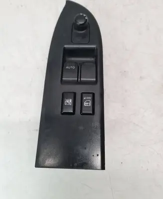 Suzuki Grand Vitara II Electric window control switch 62J10112CT
