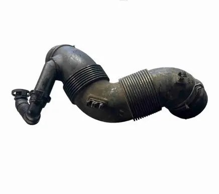 Audi A3 S3 8P Air intake hose/pipe 3C0129654M