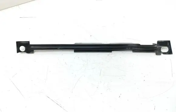Renault Twingo II Radiator mount bracket 8200653073