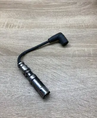 Volkswagen Golf V Ignition plug leads 06A035255 06A035281A