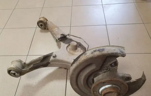 Volkswagen Transporter - Caravelle T5 Rear wheel hub spindle/knuckle 