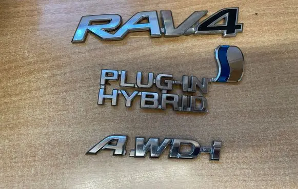 Toyota RAV 4 (XA50) Other badges/marks 