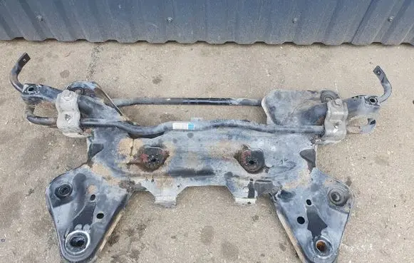 Citroen C4 Cactus Engine mount bracket 
