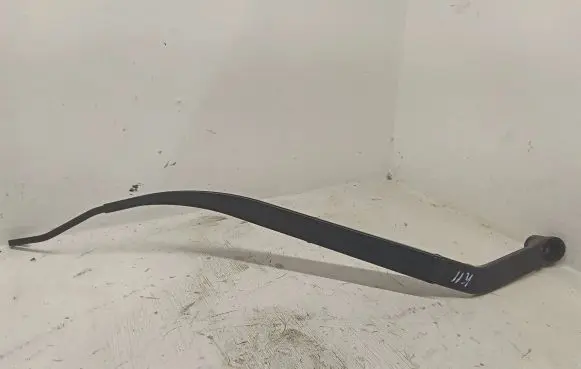 Mitsubishi Outlander Front wiper blade arm
