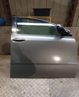 Fiat Croma Front door