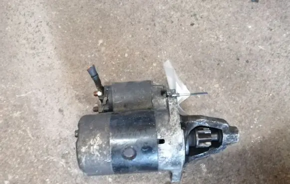 Nissan Micra Starter motor 23300M8011