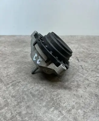 BMW M4 F82 F83 Engine mount bracket 2284817 22112284817