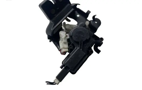 Mazda 3 I Tailgate/trunk/boot lock/catch/latch