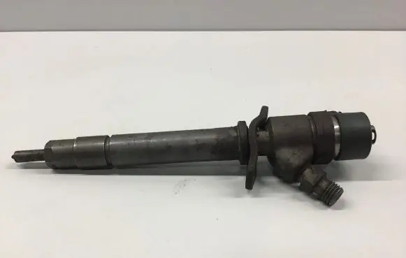 Volvo V70 Fuel injector 0445110078