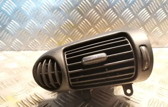 Mercedes-Benz C W203 Dashboard air vent grill cover trim 2038300554