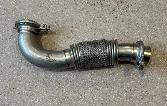 Audi Q5 SQ5 EGR valve line/pipe/hose 05L131521E