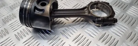 Ford Galaxy Piston with connecting rod