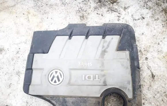 Volkswagen PASSAT CC Engine cover (trim) 03l103925ap