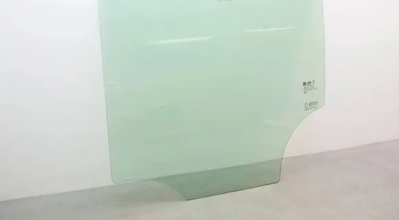 Opel Mokka Rear door window glass 95276489