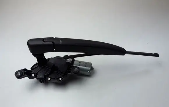 Ford Focus Rear window wiper motor 