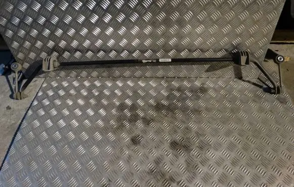 Porsche Panamera (970) Other under body part 