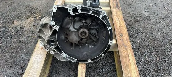Volvo V50 Manual 6 speed gearbox P1285147 AV6R7002MG AV6R7201KC