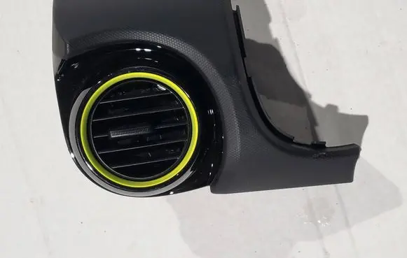 Hyundai Kona I Dash center air vent grill 97480-j9010UY6