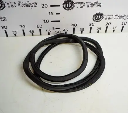 Audi A4 S4 B7 8E 8H Rubber seal rear door 8E9833721B