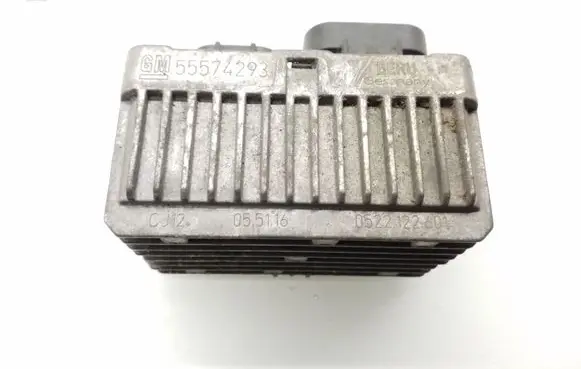Opel Insignia A Glow plug pre-heat relay 55574293