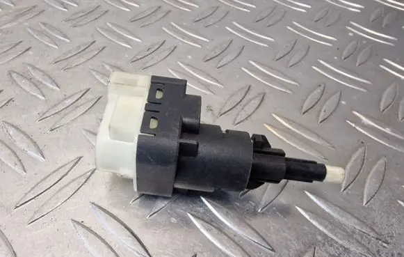 Audi A8 S8 D3 4E Brake pedal sensor switch 1K2945511