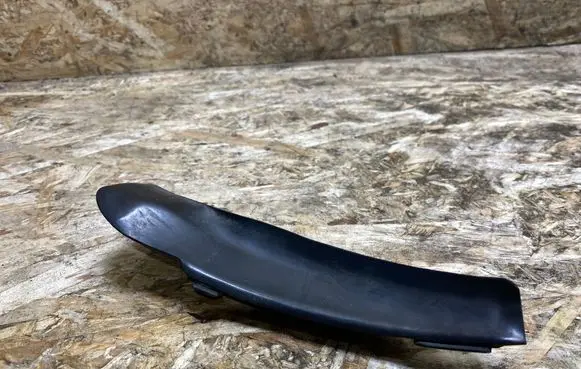 Windshield trim