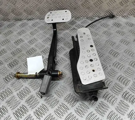 Porsche 911 996 Pedal assembly 99642302902 99642314305