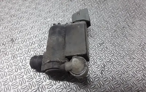 Hyundai Matrix Windscreen/windshield washer pump 9851025100