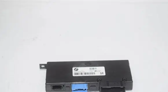 BMW 5 F10 F11 Comfort/convenience module 9267516 5B5DFC8 61355B5DFC8