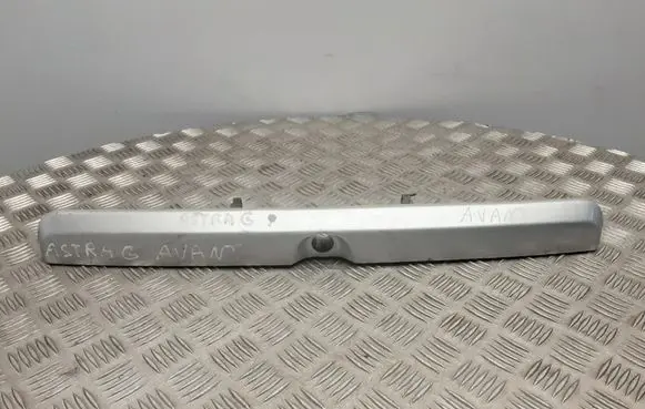 Opel Astra G Tailgate trim 90559239
