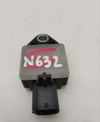 Maserati GranTurismo Airbag deployment crash/impact sensor