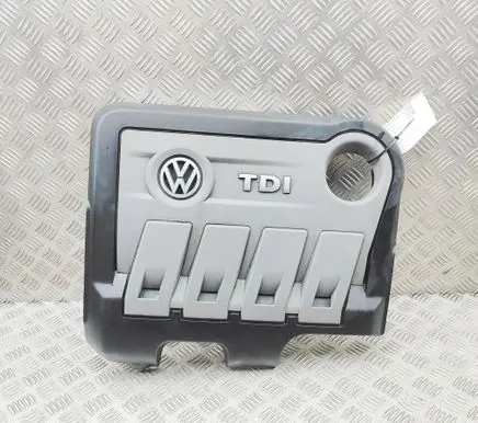 Volkswagen PASSAT CC Engine cover (trim) 03L103925R