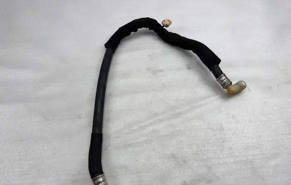 Ford Mustang VI Engine coolant pipe/hose C757L