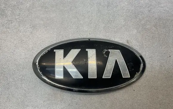 KIA Sportage Manufacturer badge logo/emblem 863533W500