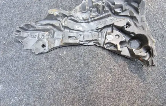 BMW 4 F36 Gran coupe Engine bonnet/hood sound/heat insulation 8623487 21781210
