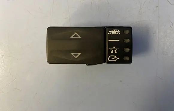 Land Rover Range Rover P38A Suspension ride height/mode switch AMR5823