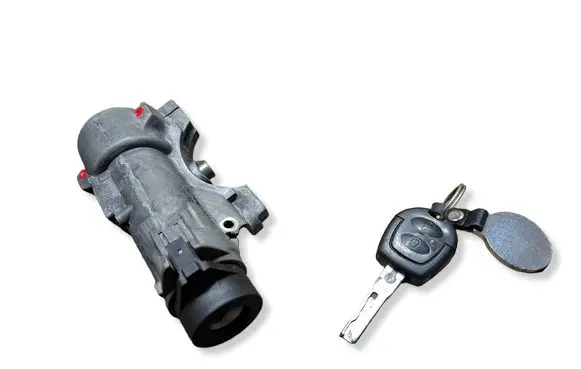 Skoda Octavia Mk1 (1U) Ignition key/card 4B0905851C