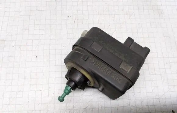 Renault Laguna II Headlight level adjustment motor 7700840141