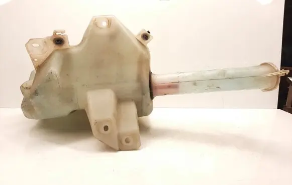 Mitsubishi Grandis Windshield washer fluid reservoir/tank HLC37053