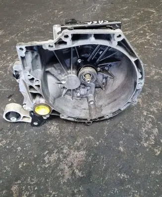 Ford Fiesta Manual 5 speed gearbox CA6R7002FBF