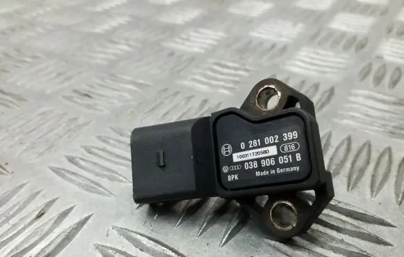 Volkswagen Golf VI Air pressure sensor 038906051B 0281002399