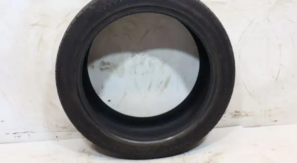 Maserati Ghibli R16 summer tire 