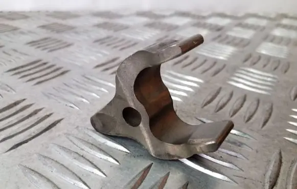 BMW 5 F10 F11 Fuel Injector clamp holder