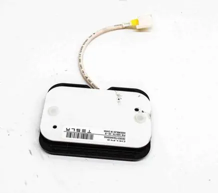Tesla Model S Other devices 100577800B