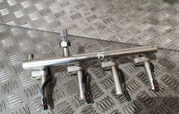 Fuel main line pipe