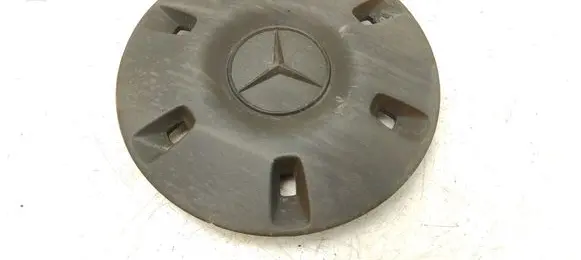 Mercedes-Benz Sprinter W906 R16 wheel hub/cap/trim A9064010025